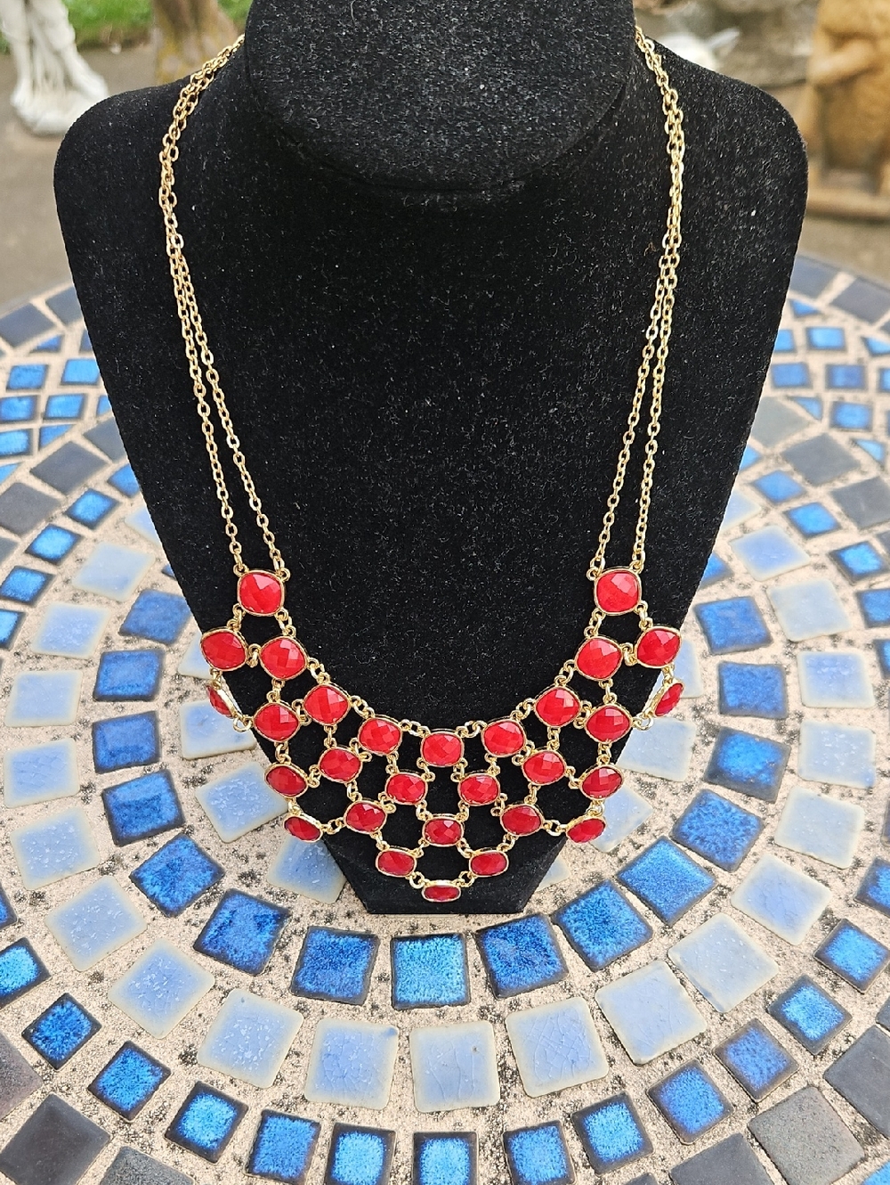 Signed NY Goldtone Red Faceted Lucite Cabochons Necklace